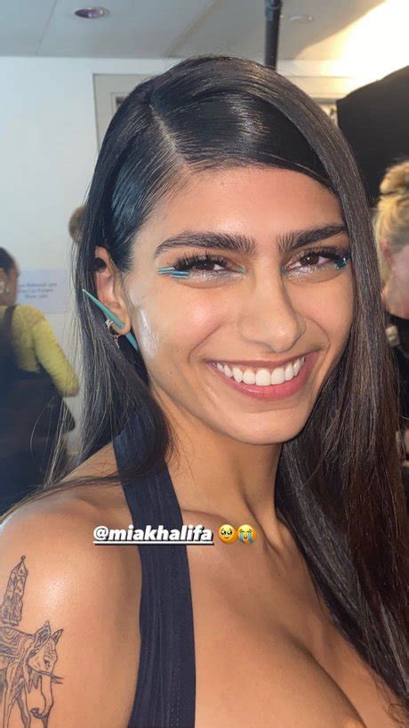 mia khalifa sex photos|Mia Khalifa Pics 2024: Nude Porn Star Selfies & XXX Photos